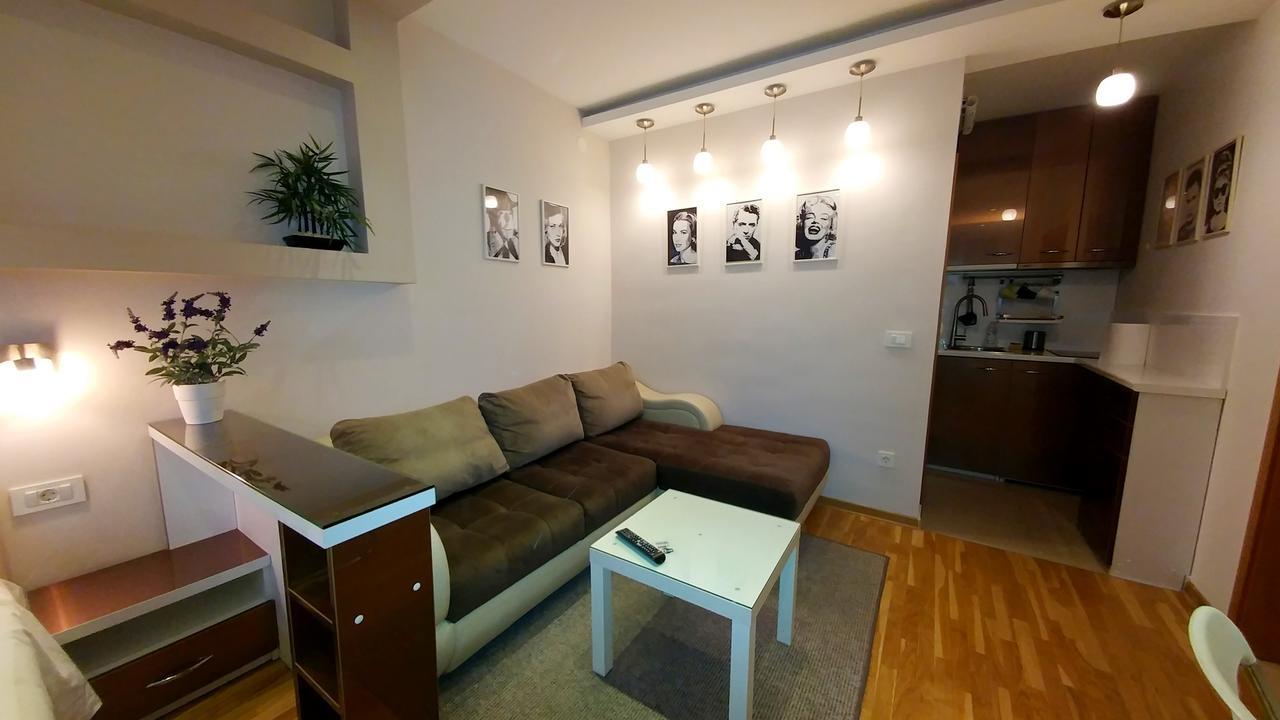 Apartment Oasis Белград Экстерьер фото